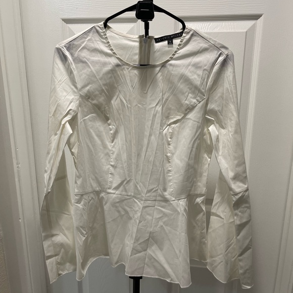 ๐ ANTONIO MELANI White Women's Top - Picture 1 of 6